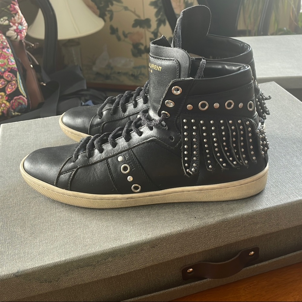 Saint Lauren Black leather Studded High-Top Sneakers